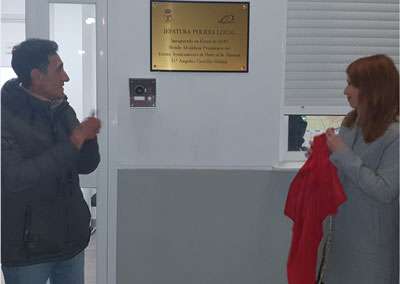 La alcaldesa de Hurcal de Almera inaugura el edificio de la Jefatura de Polica Local