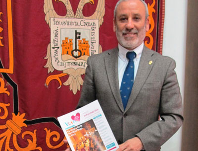 Noticia de Almería 24h: Vera Información, la nueva revista municipal del Ayuntamiento de Vera