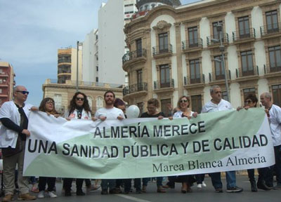 Marea Blanca Almera estar vigilante a las polticas sanitarias del nuevo Gobierno Andaluz