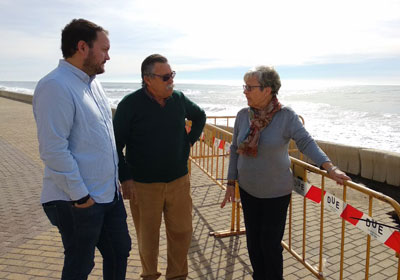 IU El Ejido exige una actuación urgente ante el desprendimiento ayer de 10 metros del Paseo Marítimo de Balerma