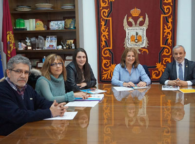 Noticia de Almería 24h: Formar ciudadanos para el futuro mediante acciones de participación en políticas públicas
