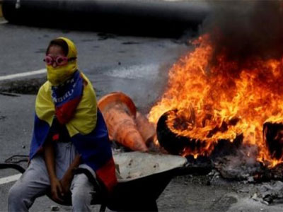 Objetivo: asedio y saqueo de Venezuela