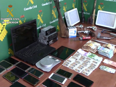Noticia de Almería 24h: La Guardia Civil desarticula una  organización delictiva especializada en falsificación de moneda