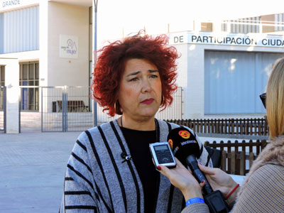 Noticia de Almera 24h: El PSOE reclama al PP que vele por la seguridad en el colegio Colonia Araceli, que lleva 6 meses esperando la revisin de sus extintores 