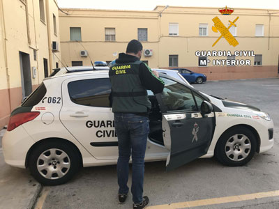 Noticia de Almería 24h: Investigan a un grupo organizado especializado en robar teléfonos móviles