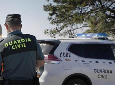 Noticia de Almería 24h: La Guardia Civil detiene a una persona por un delito de robo con escalo y tres requisitorias judiciales en Adra