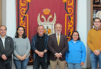 El Ayuntamiento de Vera subvenciona con 8.000€ la labor solidaria de la Asociación HUDEA