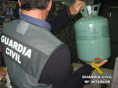 Noticia de Almería 24h: Un investigado por posesión de bombonas con un gas prohibido en Europa