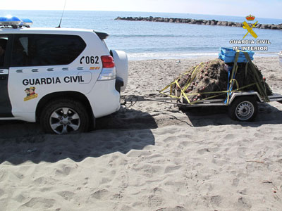 Noticia de Almería 24h: La Guardia Civil interviene más de 500 Kg. de pescado y 75 paños de redes de trasmallo en dos actuaciones diferentes