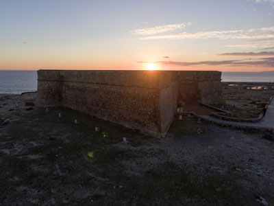 El Ejido se suma a La hora del Planeta apagando la iluminacin del Castillo de Guardias Viejas como uno de sus monumentos ms emblemticos 