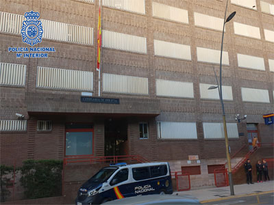 Noticia de Almería 24h: Detenido un hombre al haber pagado por concertar una pareja de hecho de complacencia