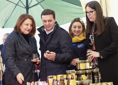 Noticia de Almería 24h: La XIV Feria del Vino de la Alpujarra muestra la mejor oferta gastronómica de la comarca