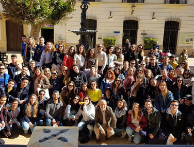 Noticia de Almería 24h: La II Edición del Proyecto “Verasmus” fomenta el intercambio cultural entre jóvenes de la localidad y estudiantes venidos de todas partes del mundo