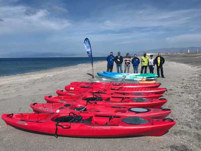 La Asociación de Empresas de Kayak se adhiere a Almería 2019 en la promoción del turismo