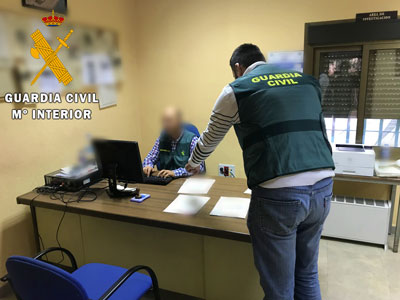 Noticia de Almera 24h: Detenida la joven que atracaba a ancianos de forma violenta en Roquetas de Mar