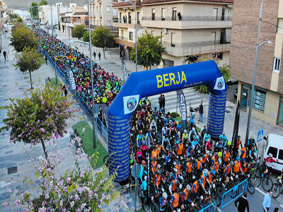 Noticia de Almería 24h: Más de 500 participantes convierten a la primera Indomable de MTB en todo un éxito
