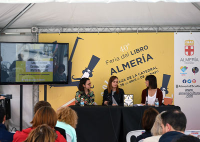 Noticia de Almera 24h: La Feria del Libro pone en valor la ilustracin editorial en un coloquio con Laura Pacheco