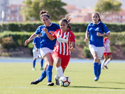 Noticia de Almería 24h: El alcalde felicita a las jugadoras de la UDAlmería Femenino y les afirma que “tenéis a la ciudad detrás”