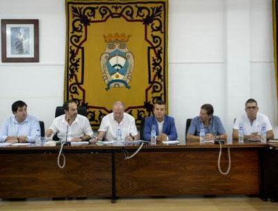 Los miembros de la nueva corporación del Ayuntamiento de Carboneras se suben el sueldo un 40% hasta rozar el límite permitido