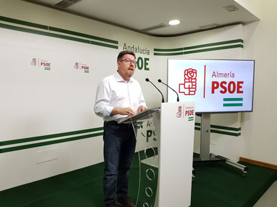 Noticia de Almería 24h: El PSOE advierte de que el Gobierno andaluz va a dejar pasar el verano sin invertir ni un euro en Torrecárdenas 