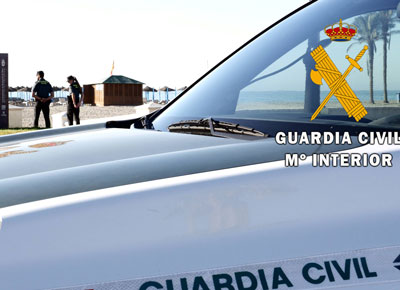 Noticia de Almería 24h: Agreden y obligan a arrodillarse a un discapacitado amenazándolo con una pistola por defender a su novia y a sus amigas