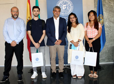 Noticia de Almera 24h: Por primera vez en su historia, la Universidad acoge a estudiantes de Afganistn, Nepal y Vietnam