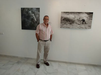 Exposicin de pintura, fotografa y escultura en Mojcar en  una importante  muestra colectiva de arte moderno