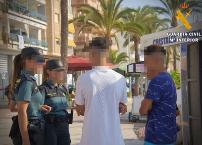 Noticia de Almería 24h: La operación BRIBO avanza con cuatro detenidos de los nueve participantes en un robo con intimidación a un menor