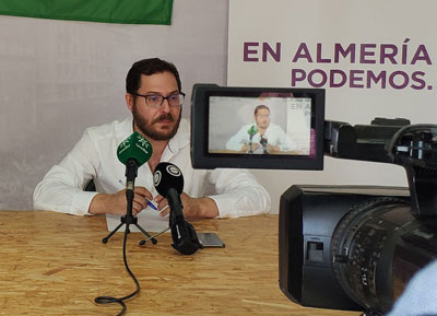 Diego Crespo exige la paralización del derribo de las chabolas programado por el Ayuntamiento de El Ejido