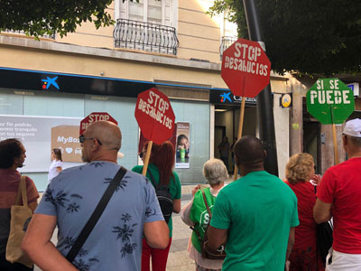 Noticia de Almería 24h: Crespo celebra la prórroga conseguida por Stop Desahucios ante el inminente desahucio por parte de La Caixa de un enfermo y con un menor a su cargo