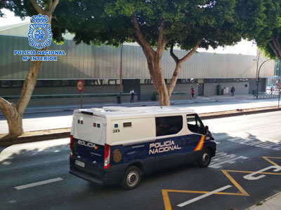 Noticia de Almería 24h: Detenida una banda dedicada a robar a punta de pistola empresas de compraventa de vehículos