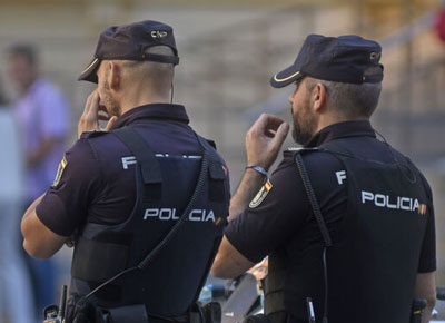 Noticia de Almería 24h: Se derrumba en dependencias policiales y confiesa ser el asesino de su padre