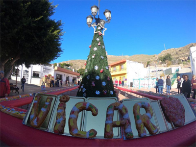 Noticia de Almera 24h: Roscn Gigante En La Villa De Vcar Para Esperar La Llegada De Los Reyes Magos