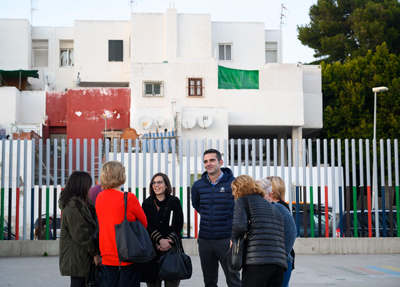 Noticia de Almera 24h: El alcalde visita El Puche y se compromete a atender las necesidades del barrio, siempre de la mano de los vecinos