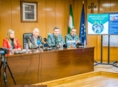 Roquetas muestra su agradecimiento a la Guardia Civil con una semana de actos que culminarn con la entrega de su Medalla de Honor 