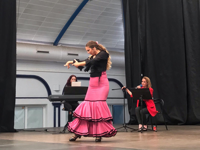 Noticia de Almera 24h: La mujer en el flamenco. Concierto didctico para los alumnos del IES Alabez de Mojcar
