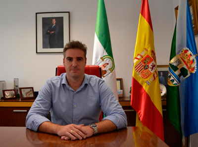 Noticia de Almera 24h: El alcalde de Viator solicita al presidente de la Junta un plan de ayuda a municipios y la reactivacin de planes de empleo 