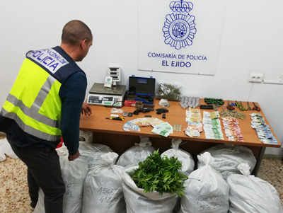 Noticia de Almería 24h: Desarticulada una organización criminal asentada en Vícar, dedicada al tráfico de drogas