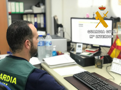 Noticia de Almería 24h: La Guardia Civil de Almería detiene en Albox a un peligroso fugitivo reclamado por una orden europea de detención  