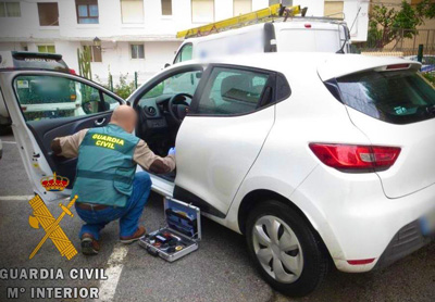 Noticia de Almería 24h: Denuncia falsamente el robo de su coche para intentar evitar una sanción por cconducir en dirección contraria