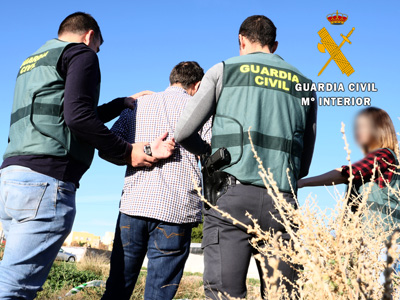 Noticia de Almería 24h: Cuatro detenidos tras una violenta riña con apuñalamientos