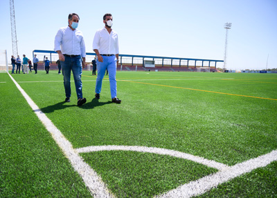 Noticia de Almera 24h: El Ayuntamiento suma con el Complejo Deportivo La Caada el cuarto campo de ftbol renovado, al que se unirn Zapillo y El Alquin