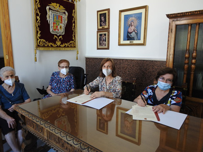 El Ayuntamiento de Hurcal-Overa y asociaciones sociales firman un convenio para la cesin de uso gratuito de espacios municipales