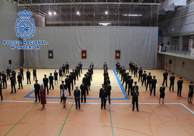 44 Policas de la XXXIV promocin de la Escala Bsica de la Polica Nacional juran el cargo en Almera