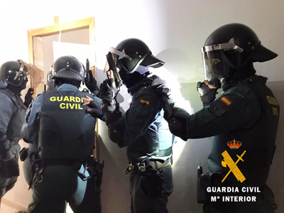 La Guardia Civil desmantela un Narco Bloque con 4200 plantas de marihuana en una macro operación en Roquetas de Mar 