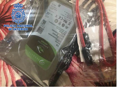 Noticia de Almería 24h: La Policía Nacional ha detenido a un ladrón de paquetes de mensajería