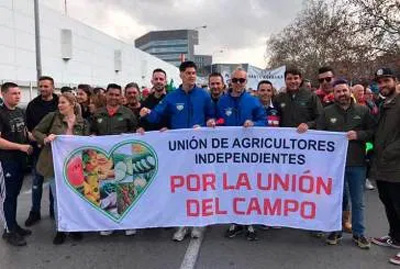 Noticia de Almera 24h: La Asociacin de Agricultores Independientes asegura estar sufriendo persecucin poltica con sanciones de 2.000 euros a sus dirigentes