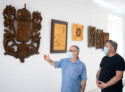 Noticia de Almería 24h: La sala Jairán del CIP recibe este verano una exposición de tallas de Gabriel Torres