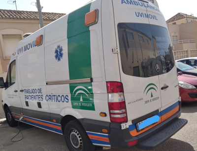 Noticia de Almera 24h: El Sindicato SiPcte asegura que una trabajadora de Correos es trasladada en ambulancia con un ataque de ansiedad por sobrecarga de trabajo 