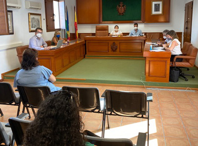 Noticia de Almería 24h: El ayuntamiento de Mojácar aprueba las bases para el programa de subvenciones – Mojácar Contigo - y da los primeros pasos para la construcción del futuro centro de salud